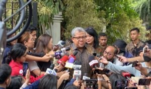 670e21b89b174-wakil-ketua-umum-partai-gelora-fahri-hamzah-di-kertanegara_665_374