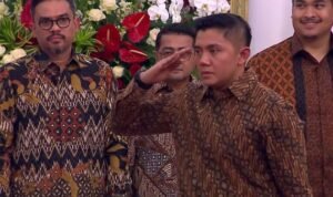 mayor-teddy-indra-wijaya-ditunjuk-sebagai-sekretaris-kabinet-iqj6