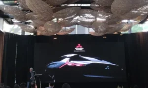 mobil-baru-Mitsubishi-696x464