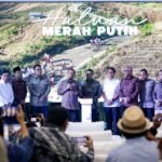 2446Mensesneg_Prasetyo_Hadi_Apresiasi_Pameran_Foto_ANTARA