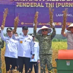 53609b4139766fc3e7394acd6cf7f6d1