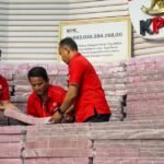 KPK-Serahkan-Barang-Rampasan-Negara-kepada-PT-Taspen-Senilai-Rp883-Miliar-image_large