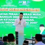 Ketum DPP Generasi Muda Mathla'ul Anwar, Ahmad Nawawi memberikan sambutan pada dialog kebangsaan yang digelar di Kota Tangerang Banten akhir November 2025