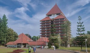 Universitas top