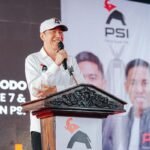 presiden-ketujuh-indonesia-joko-widodo-berbicara-di-rapat-ko-j9ih